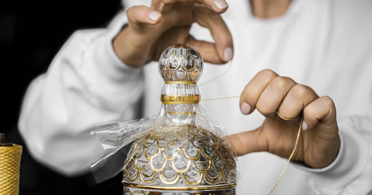 Kraliyete layık tasarım: Bee Bottle – görsel 2