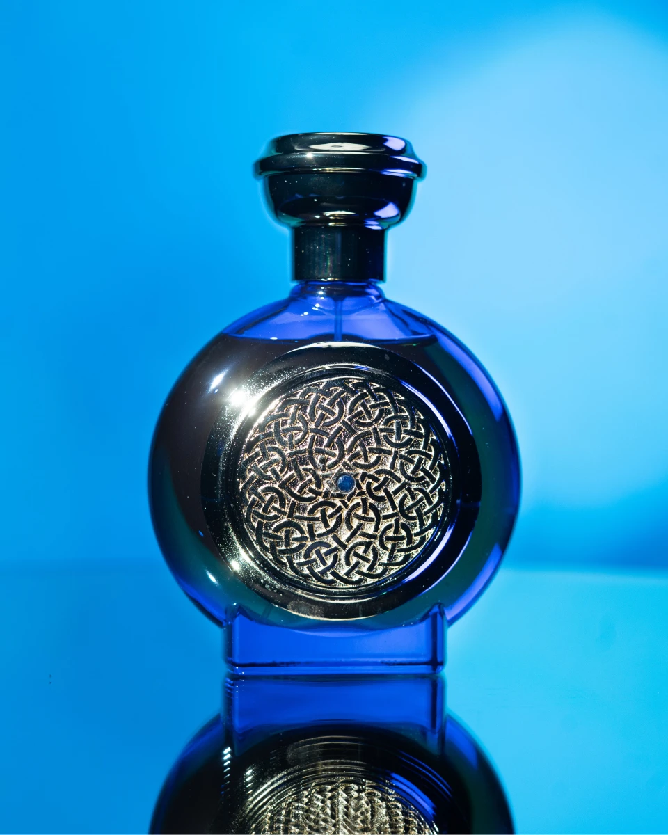 Boadicea the Victorious Blue Sapphire öd ağacı amberli lüks niş parfüm şişesi