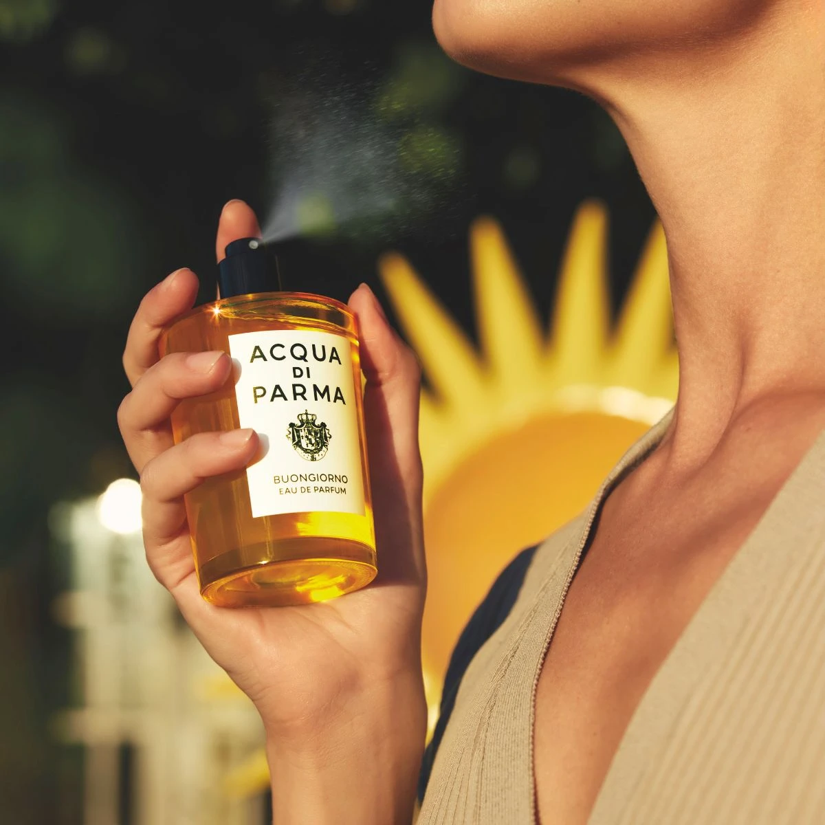 Acqua di Parma Buongiorno Eau de Parfum temiz cilde uygulanırken