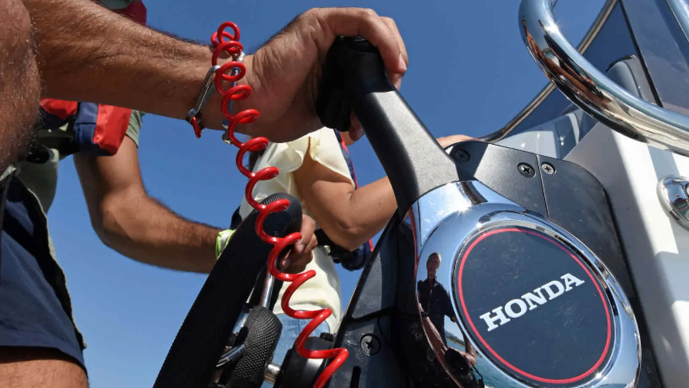 Honda BF40 kullanım görseli 9