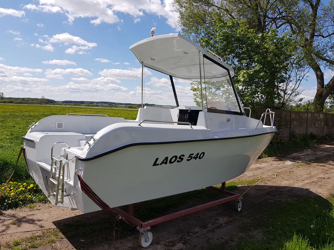 Laos 540 Pilothouse Kabinli Tekne – 17