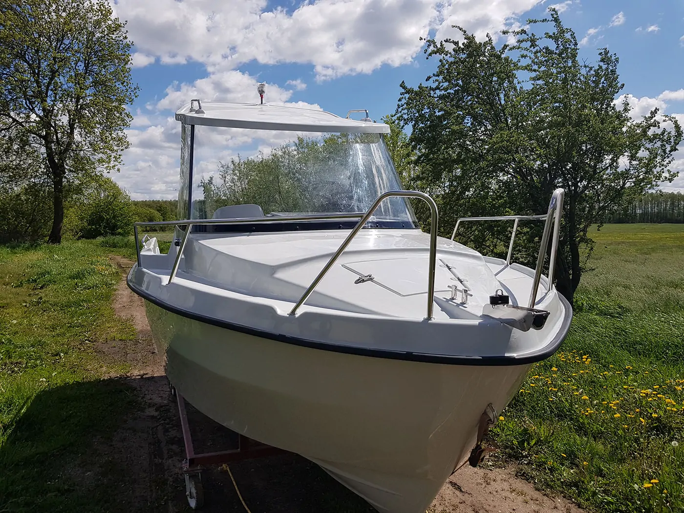 Laos 540 Pilothouse Kabinli Tekne – 18