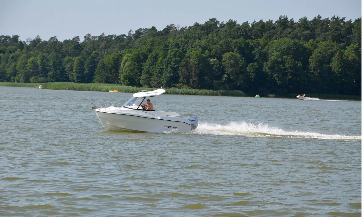 Laos 540 Pilothouse Kabinli Tekne – 13