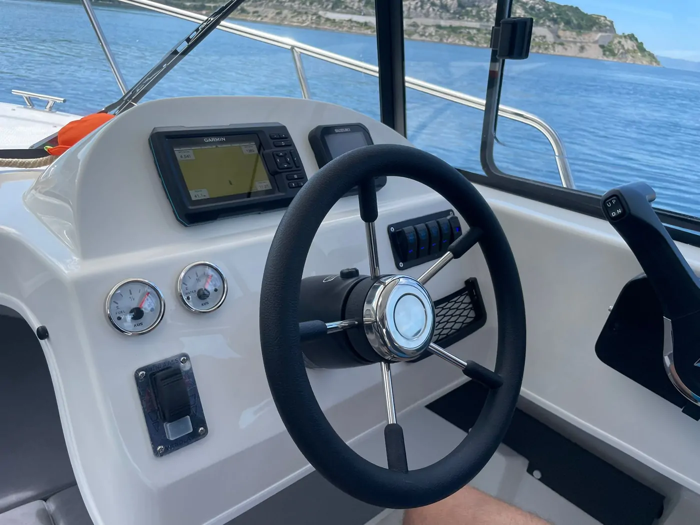 Laos 605 Pilothouse Kabinli Tekne – 8