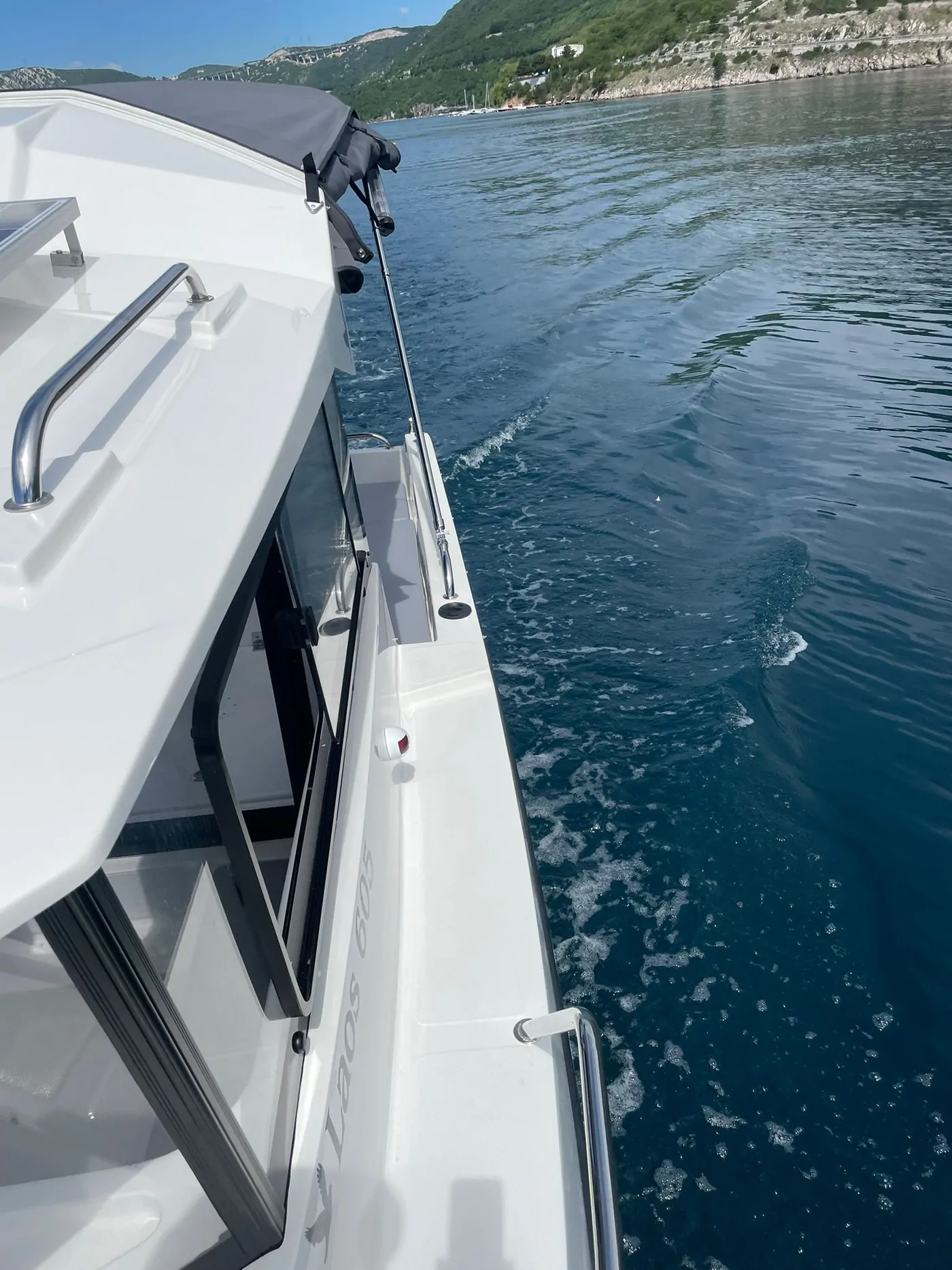 Laos 605 Pilothouse Kabinli Tekne – 9