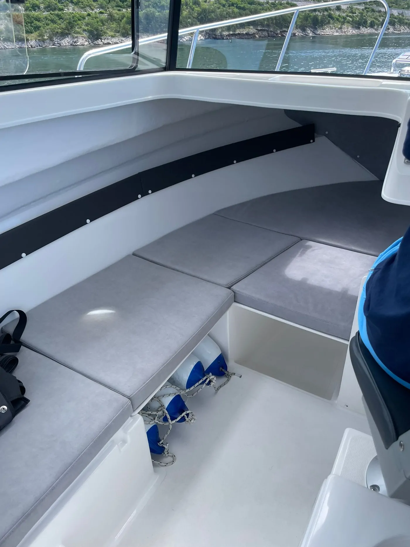 Laos 605 Pilothouse Kabinli Tekne – 13
