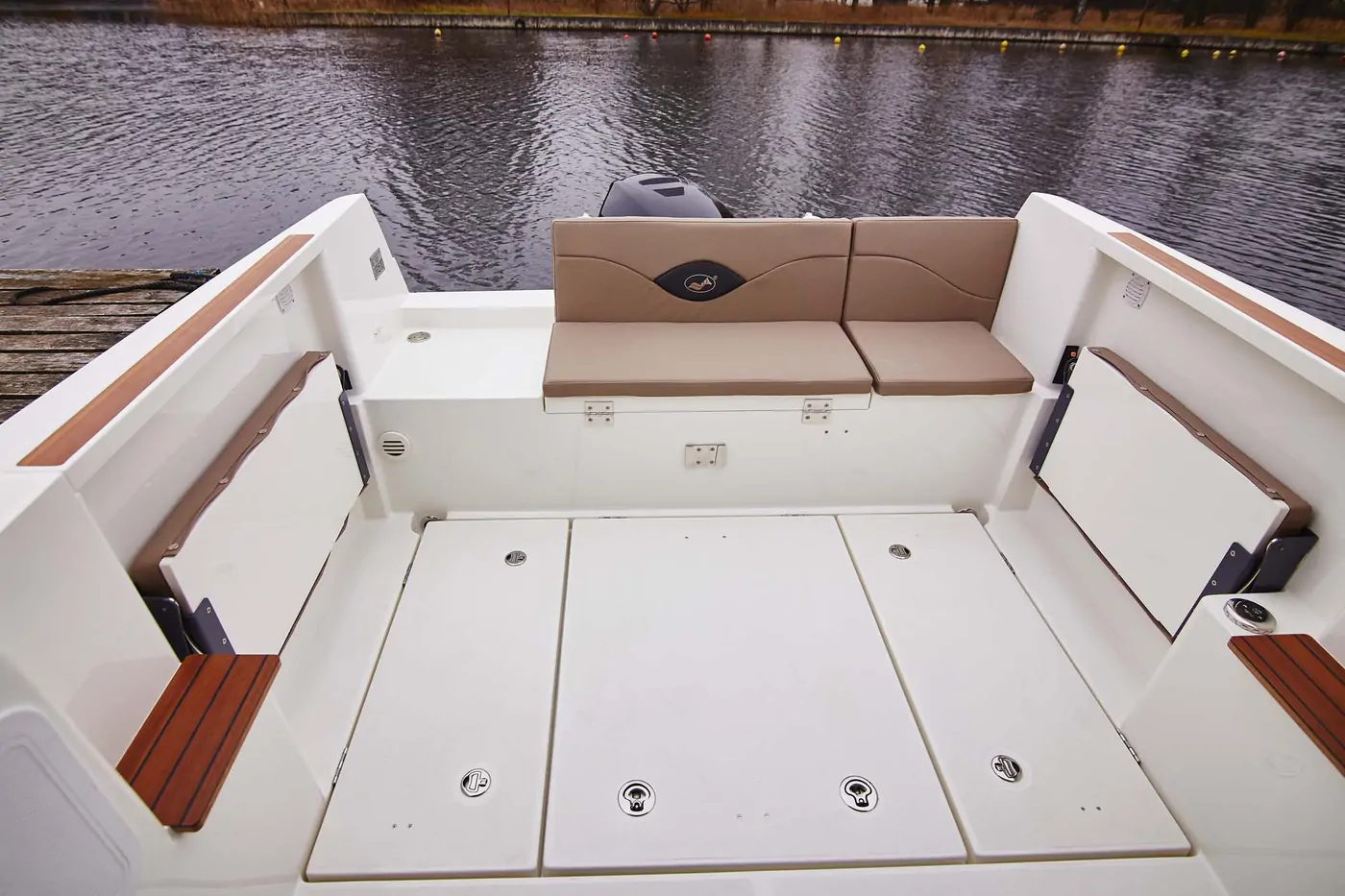 Pegazus 560 Top Fisher – 17
