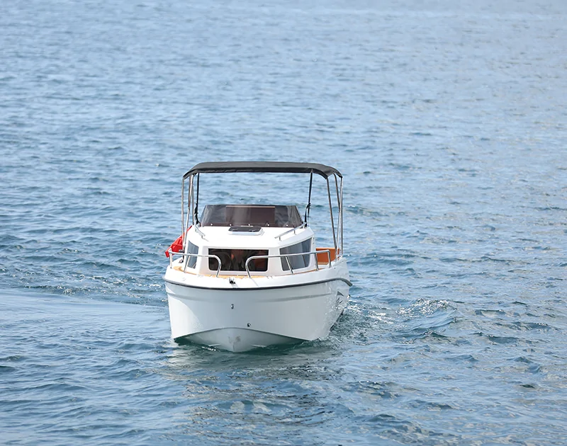 Safter 495 Cabin Cruiser – 5