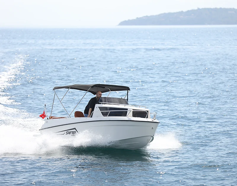 Safter 495 Cabin Cruiser – 9